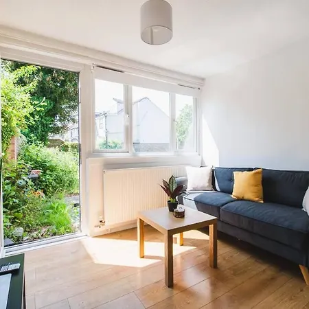 Stylish & Tranquil Flat With Excellent Connections Apartment London Exterior photo